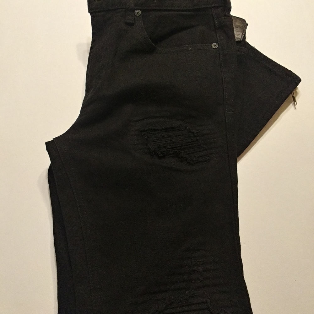 Pacsun Distressed Jeans - Picture 14 of 14